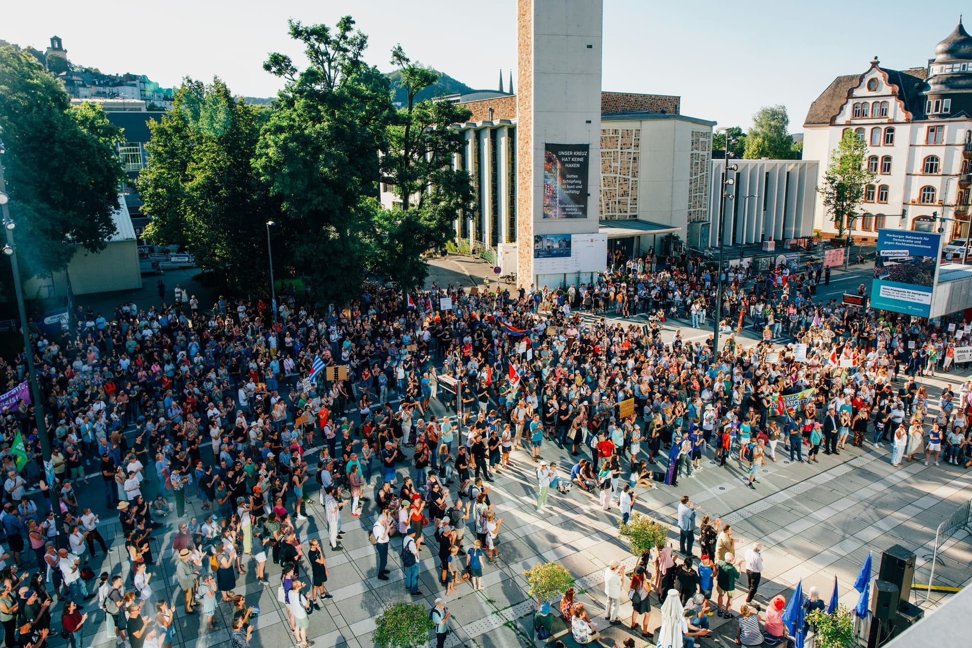 Large crowd gathered on campus